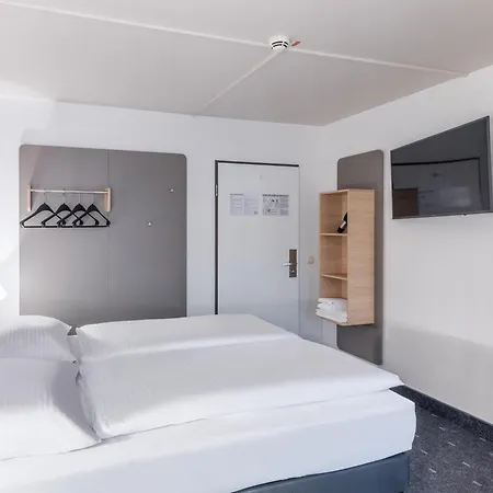 Aachen-hbf Hotel 2*